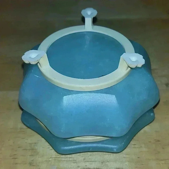 Carved blue Alabaster Footed Ring Box - Picture 3 of 3